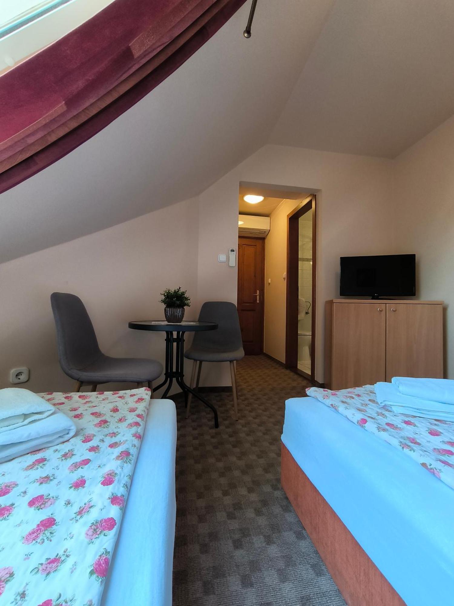 Korona Panzio Bed and Breakfast Balatonberény Eksteriør billede