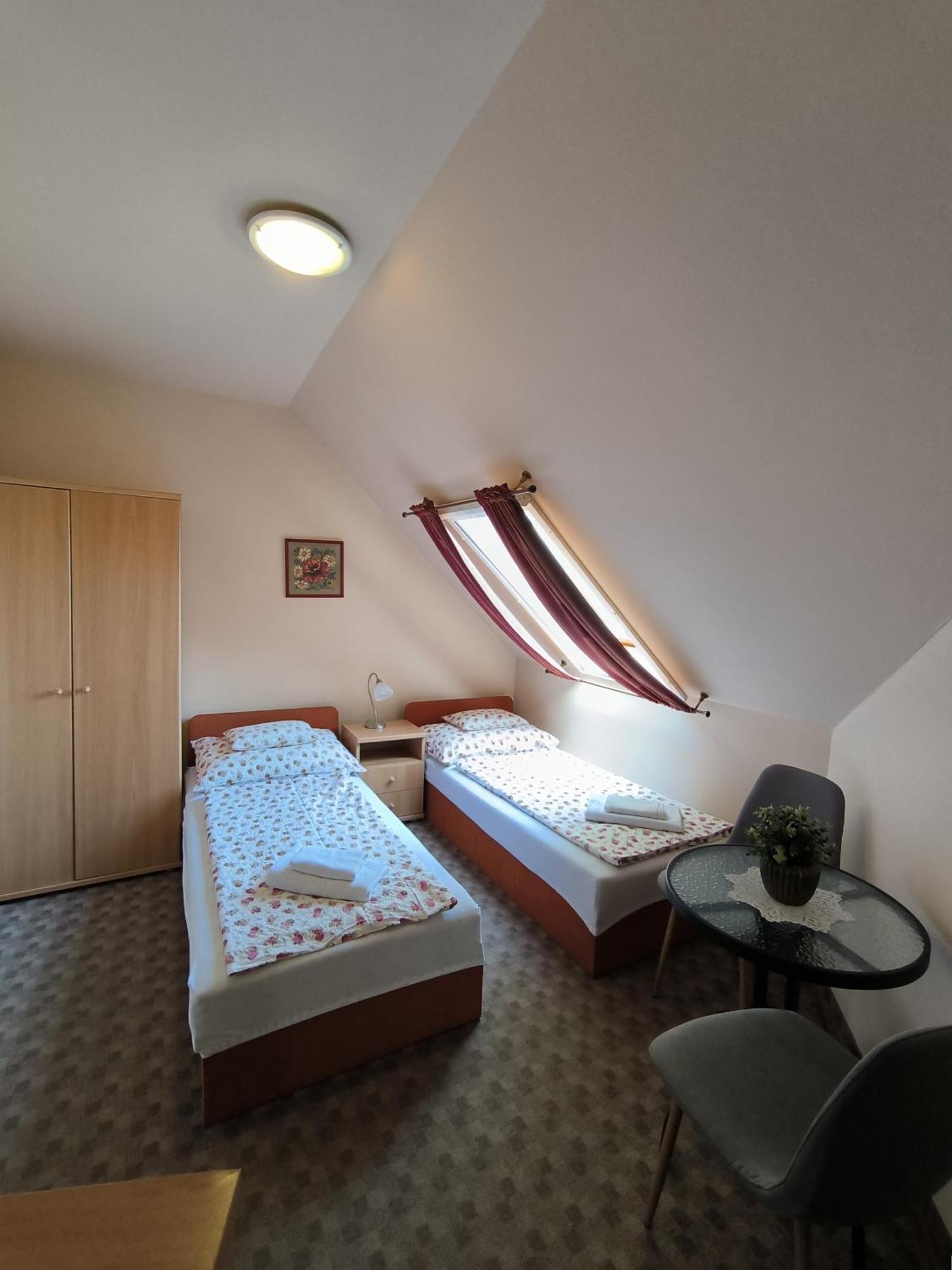 Korona Panzio Bed and Breakfast Balatonberény Eksteriør billede