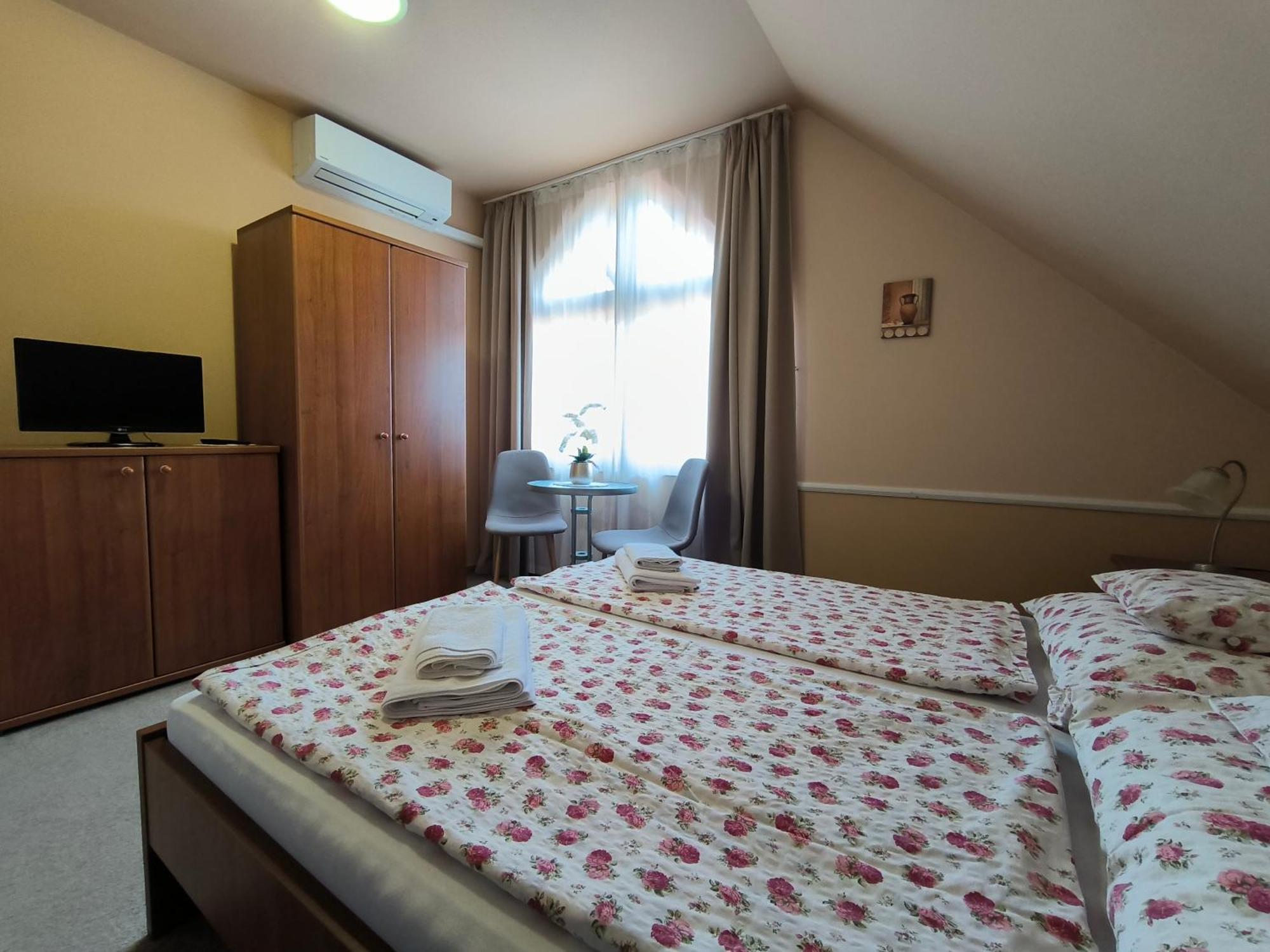 Korona Panzio Bed and Breakfast Balatonberény Eksteriør billede